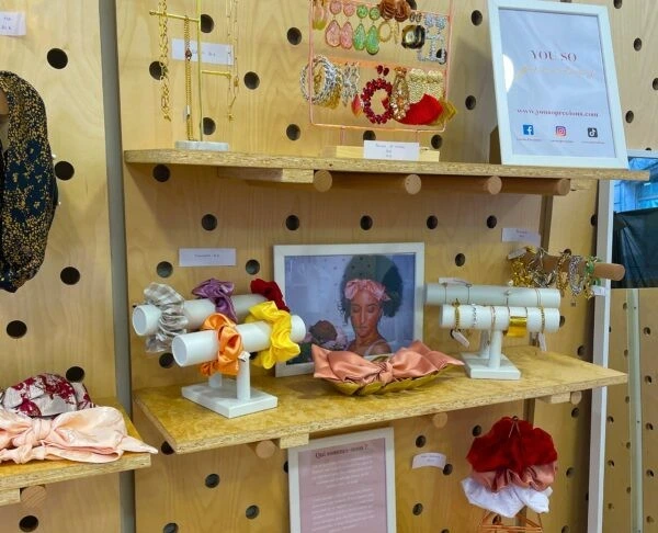 Pop-up store Nouvel Arrêt créé par les étudiants de l'EIDM — photo 1