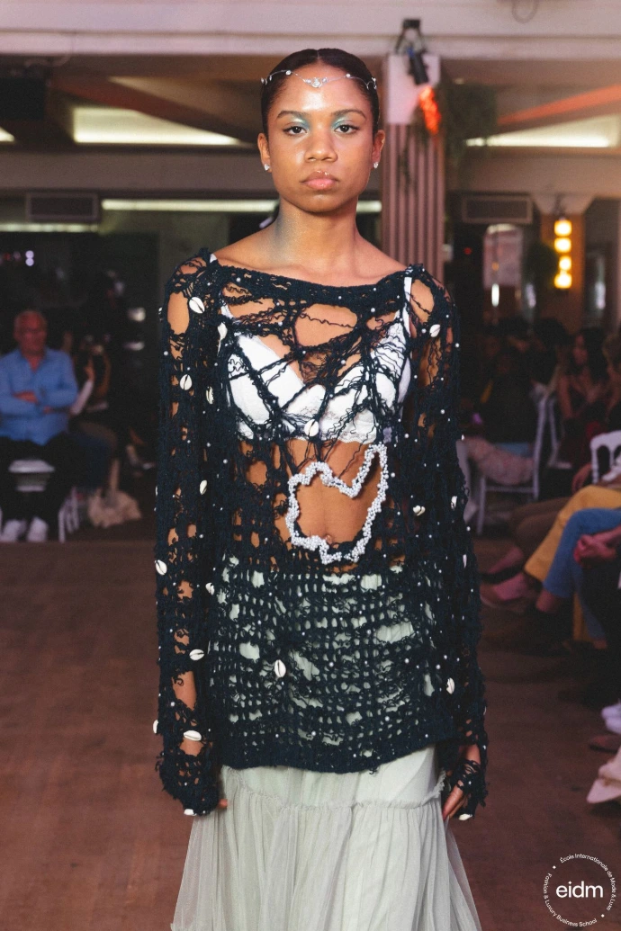 Collection Chaos présentée au défilé Fashion Fusion de l'EIDM Paris 2025 — photo 3