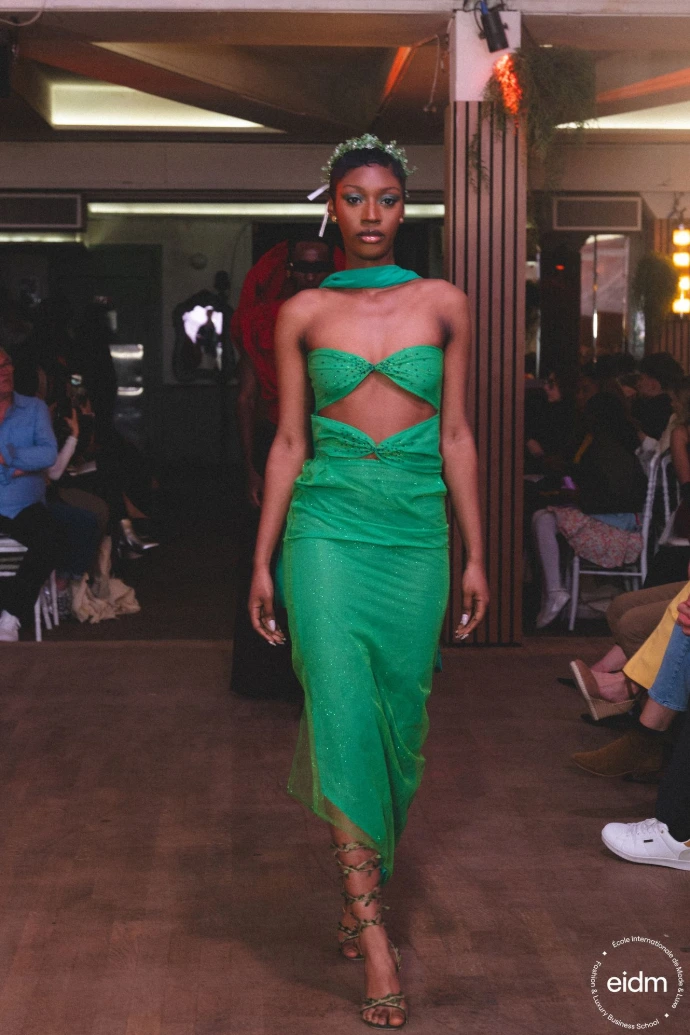 Collection Chaos présentée au défilé Fashion Fusion de l'EIDM Paris 2025 — photo 4