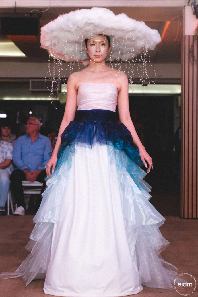 Collection Degradation présentée au défilé Fashion Fusion de l'EIDM Paris 2025 — photo 2