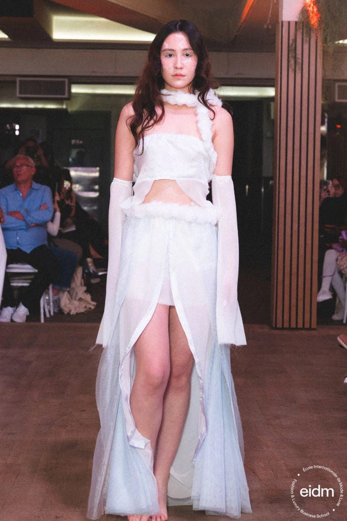 Collection Degradation présentée au défilé Fashion Fusion de l'EIDM Paris 2025 — photo 1