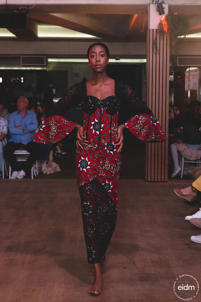 Collection Into our Fire présentée au défilé Fashion Fusion de l'EIDM Paris 2025 — photo 3