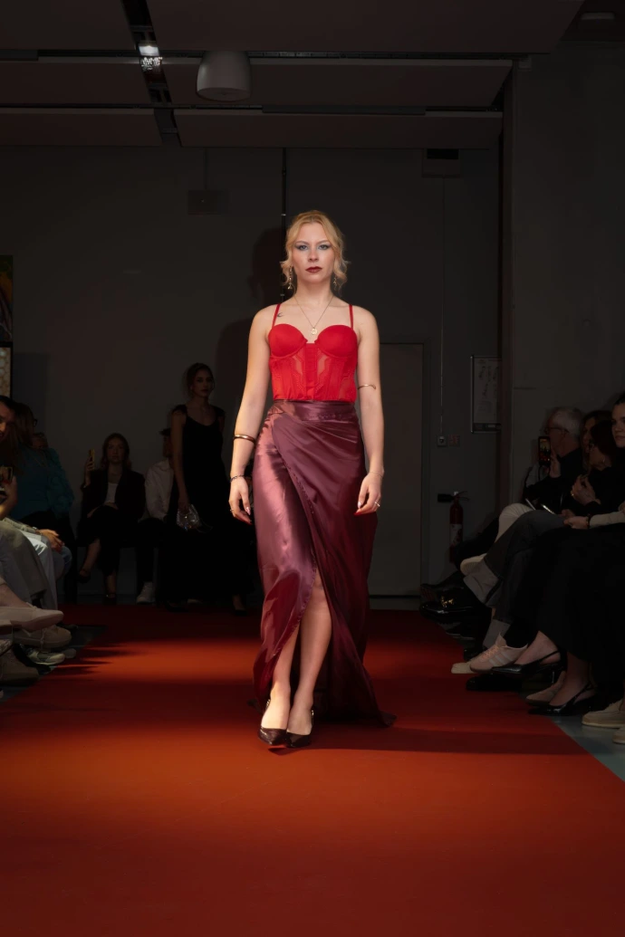 Collection Alle Ragazze présentée au défilé Innamorati de l'EIDM Nice 2026 — photo 11