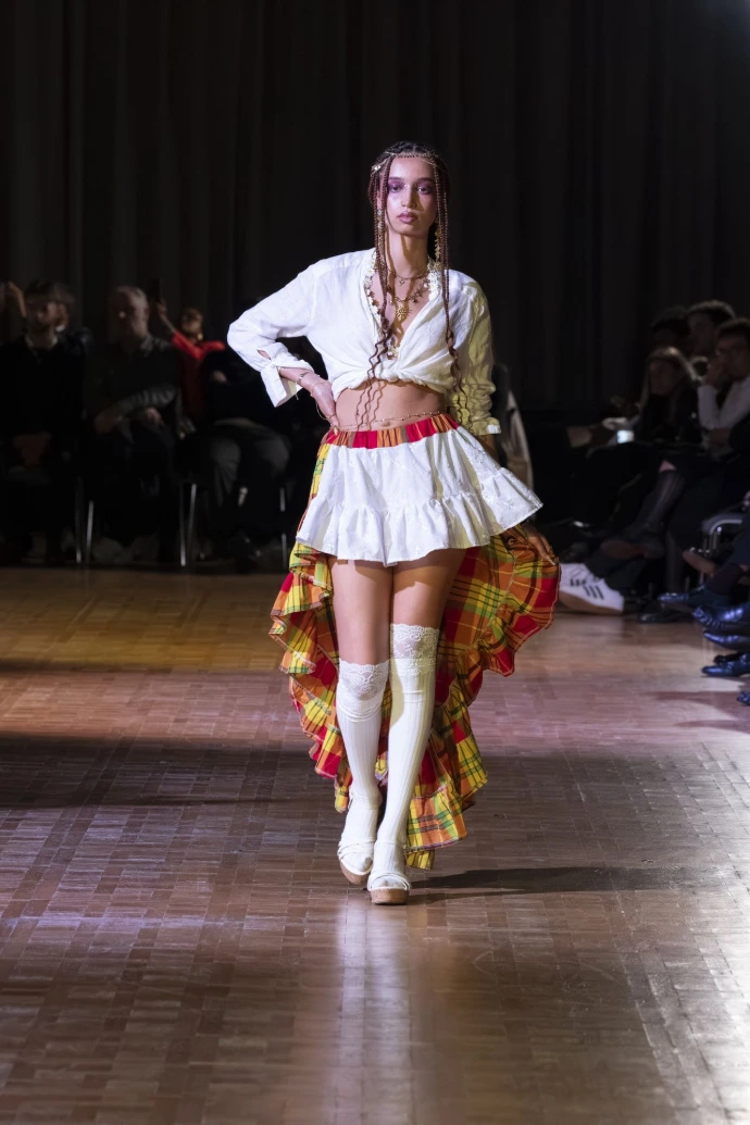Défilé Nostra Luce de l'EIDM Paris 2026 — photo 6