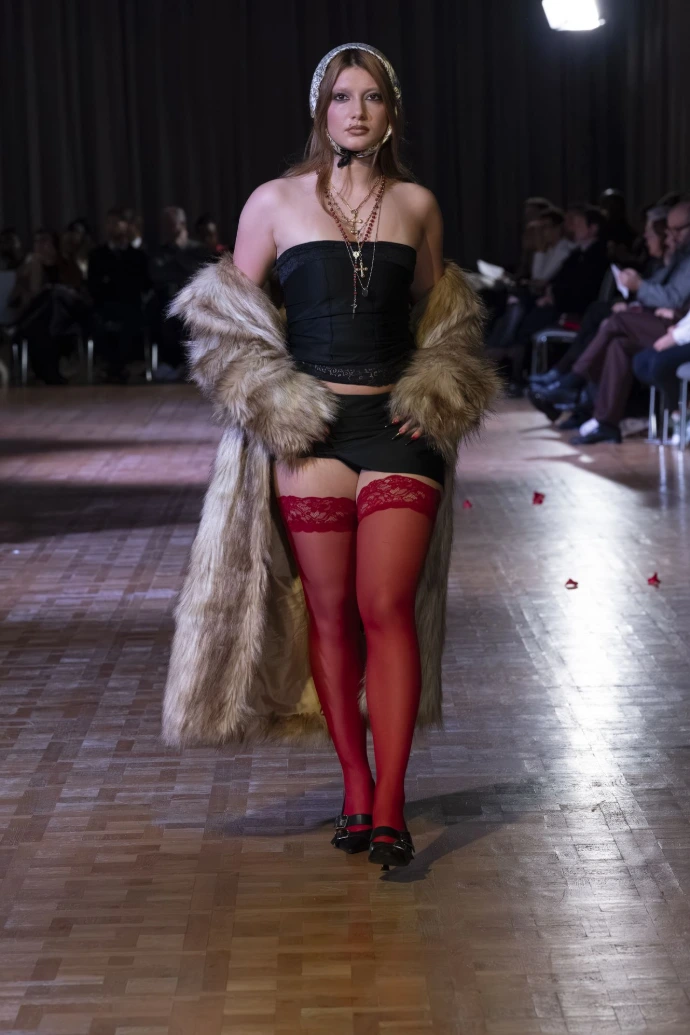 Défilé Nostra Luce de l'EIDM Paris 2026 — photo 23