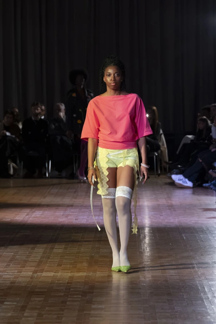 Défilé Nostra Luce de l'EIDM Paris 2026 — photo 12