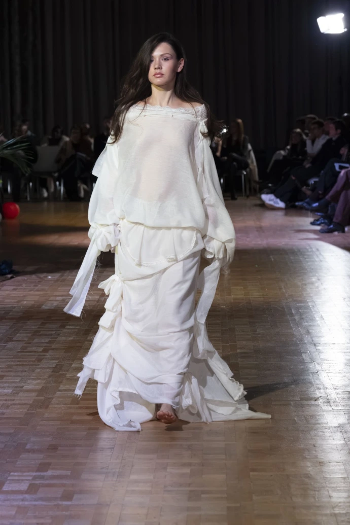 Défilé Nostra Luce de l'EIDM Paris 2026 — photo 11