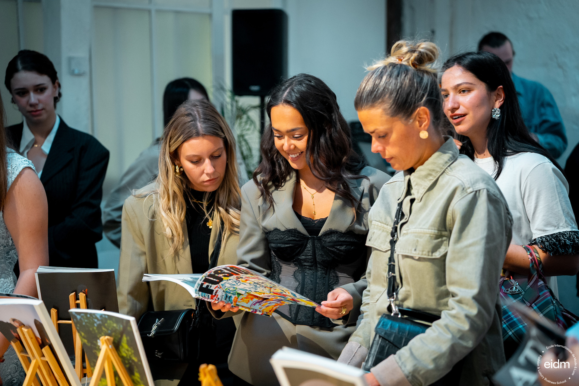 Fashion Mag Night 2025 Paris : Quand la créativité rencontre les 4 éléments !